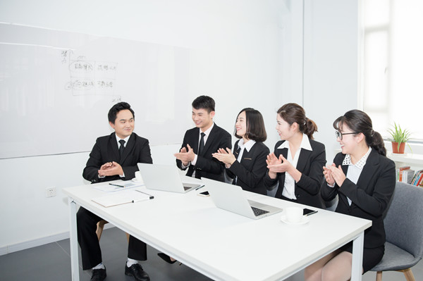 集團人才梯隊建設：培養(yǎng)核心人才，提升企業(yè)競爭力