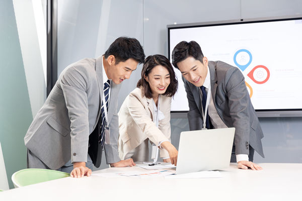精益人才發(fā)展：培養(yǎng)專業(yè)人才，推動(dòng)企業(yè)持續(xù)發(fā)展