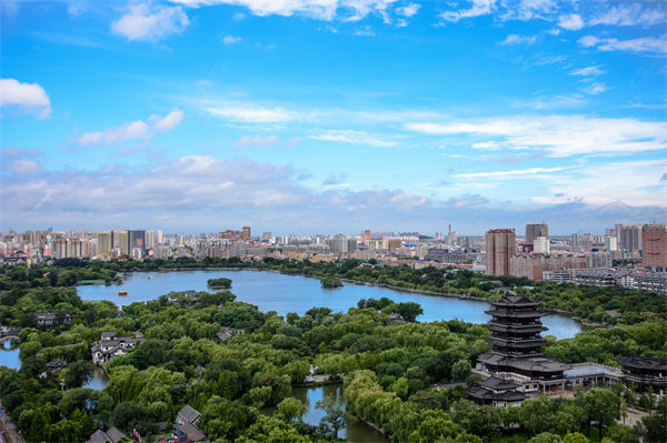 企業(yè)效益下滑，濟(jì)南企業(yè)管理咨詢?nèi)绾尉珳?zhǔn)診斷并逆勢破局？