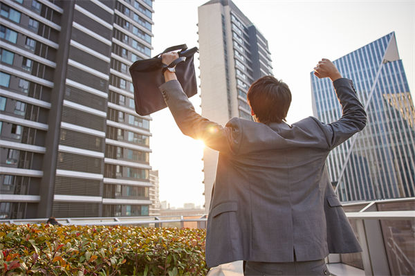 企業(yè)文化分析：為什么越來越多年輕人愛上丑娃娃？